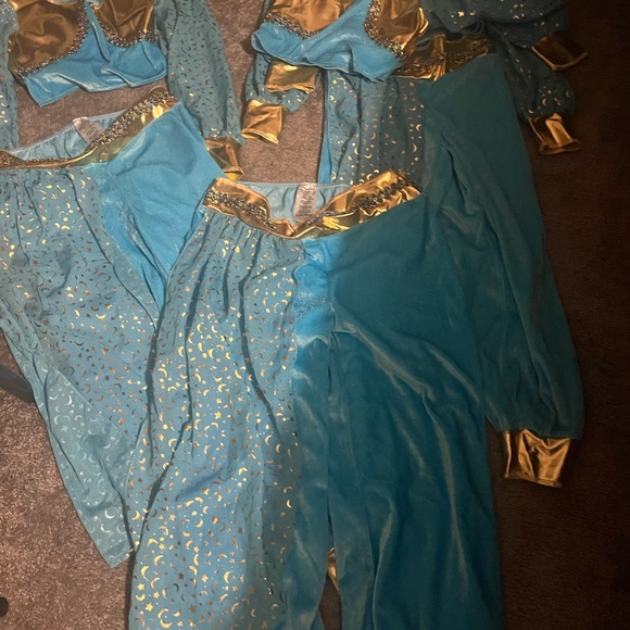 Blue genie costume - Picture 5 of 7